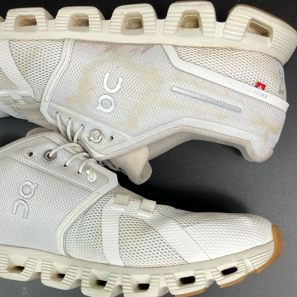 On Cloud Running 5 Pearl White Athletic Sneaker Shoes Women’s size 10.5 - Picture 12 of 14